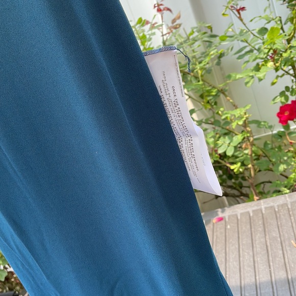 Dress The Population - Camden Mermaid Hem Evening Gown - Medium - Picture 9 of 15